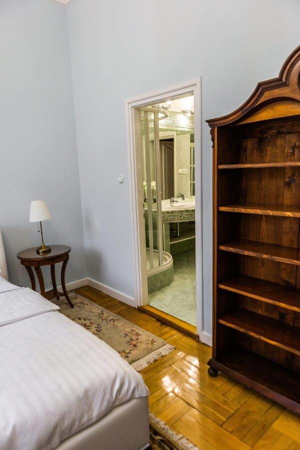 Luxury Downtown 3 Bedroom Apartment By Synagoge With Beautiful View 부다페스트 외부 사진