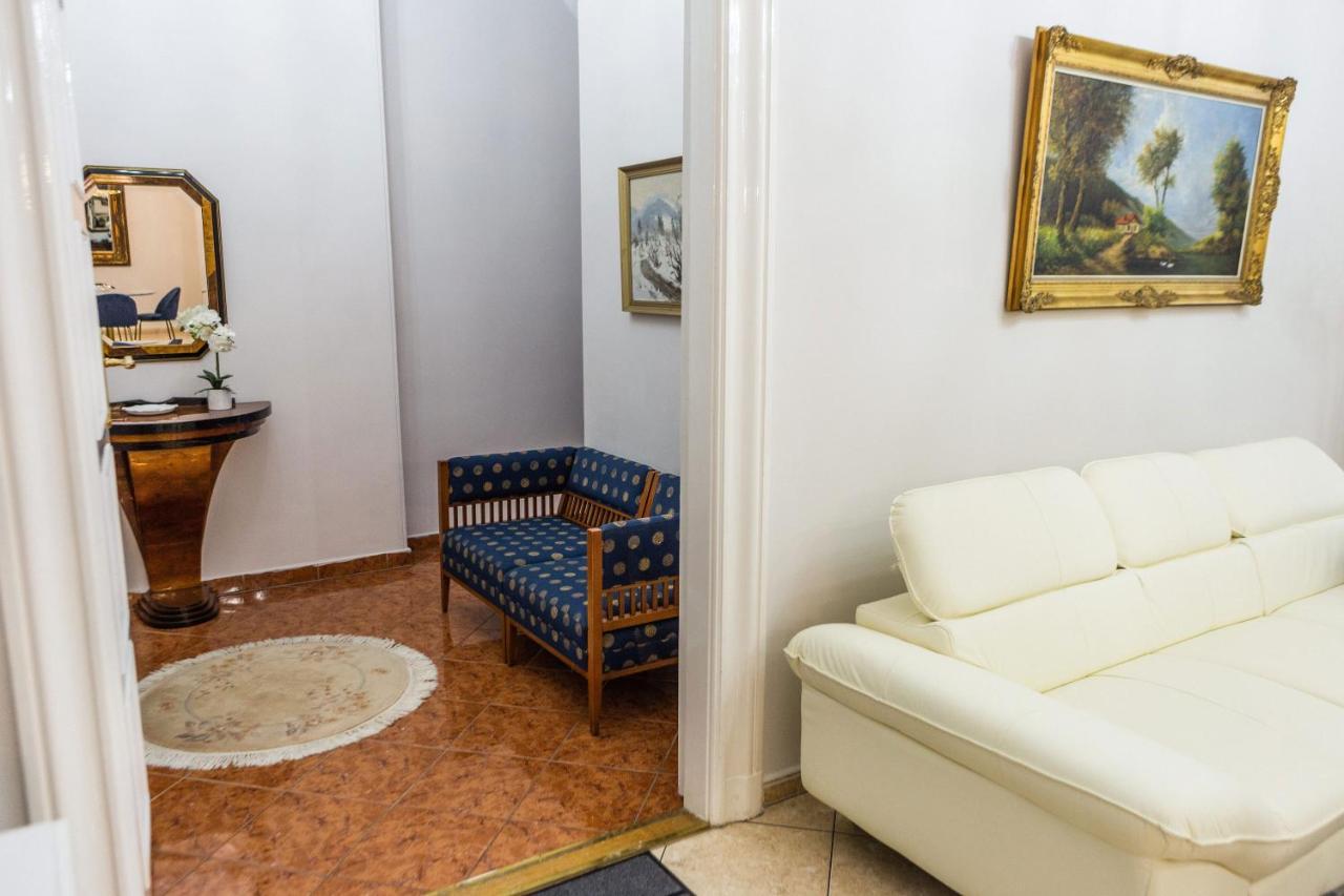 Luxury Downtown 3 Bedroom Apartment By Synagoge With Beautiful View 부다페스트 외부 사진