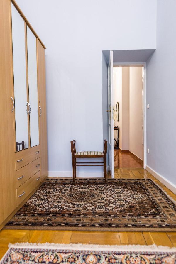 Luxury Downtown 3 Bedroom Apartment By Synagoge With Beautiful View 부다페스트 외부 사진