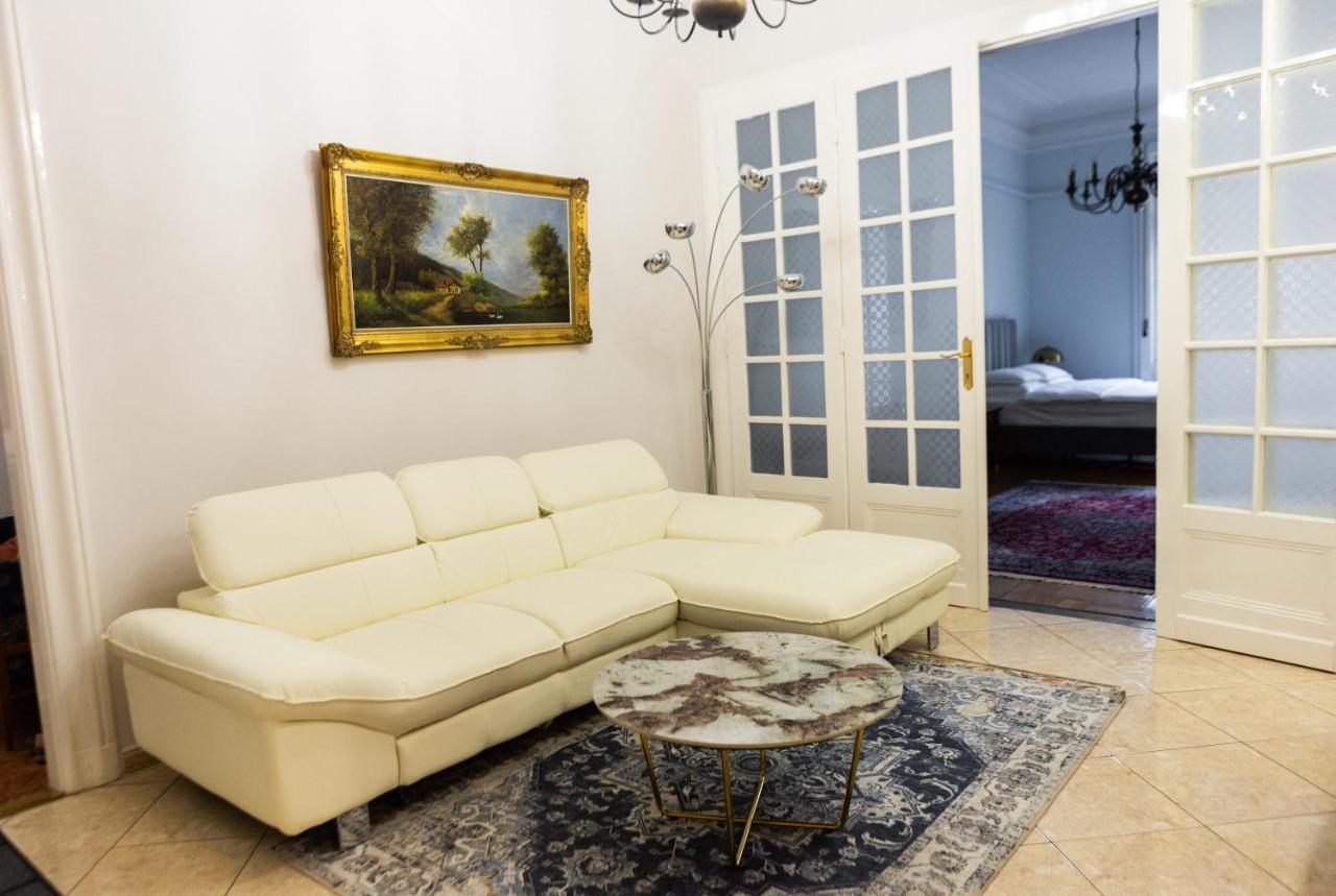 Luxury Downtown 3 Bedroom Apartment By Synagoge With Beautiful View 부다페스트 외부 사진