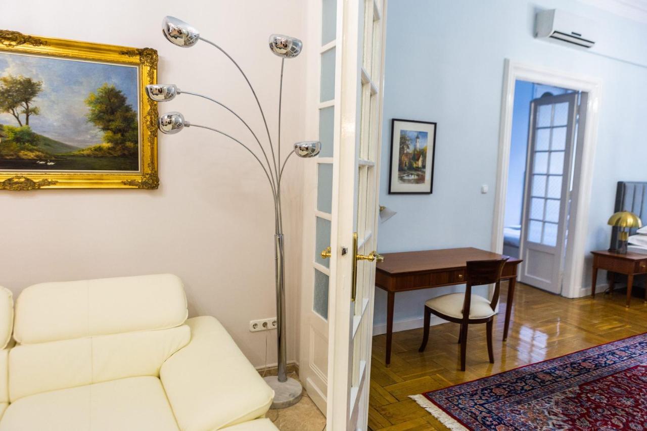 Luxury Downtown 3 Bedroom Apartment By Synagoge With Beautiful View 부다페스트 외부 사진