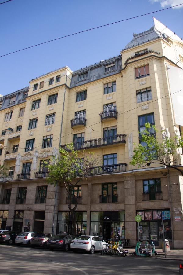 Luxury Downtown 3 Bedroom Apartment By Synagoge With Beautiful View 부다페스트 외부 사진